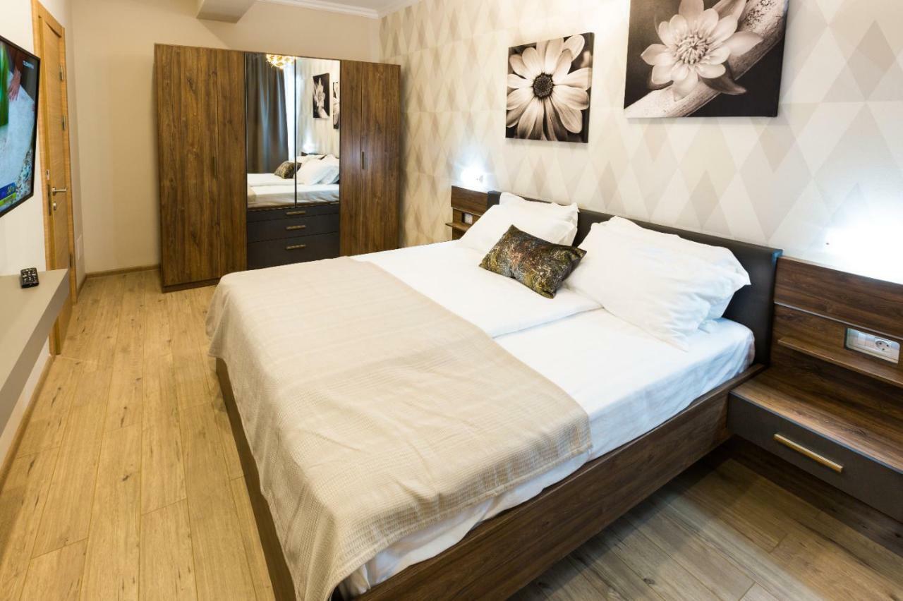Rose Luxury Apartment Mamaia Esterno foto