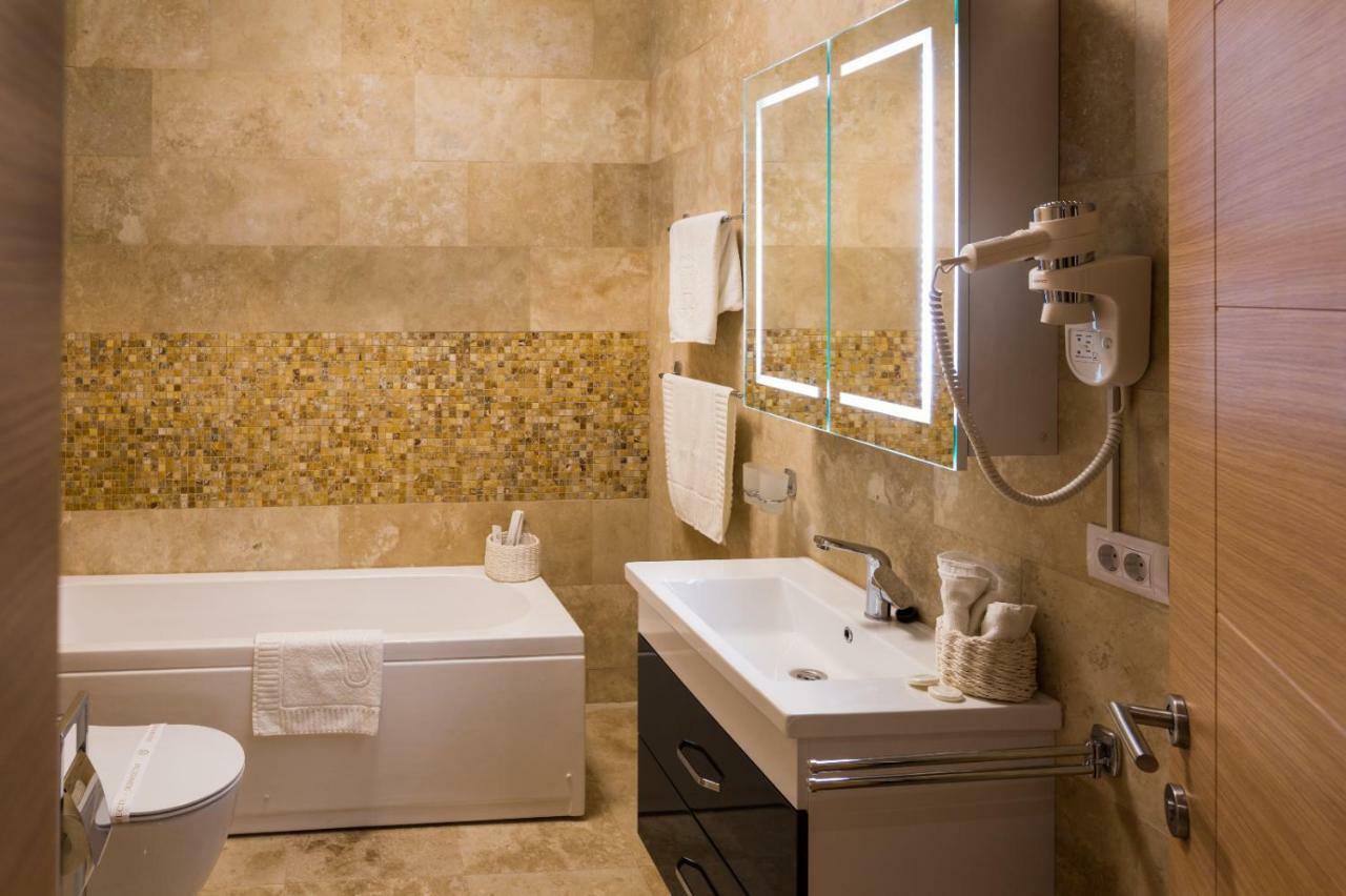 Rose Luxury Apartment Mamaia Esterno foto